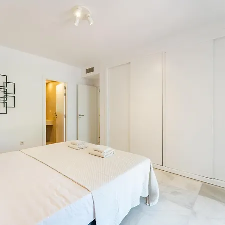 Lorcrimar Banus 4 *